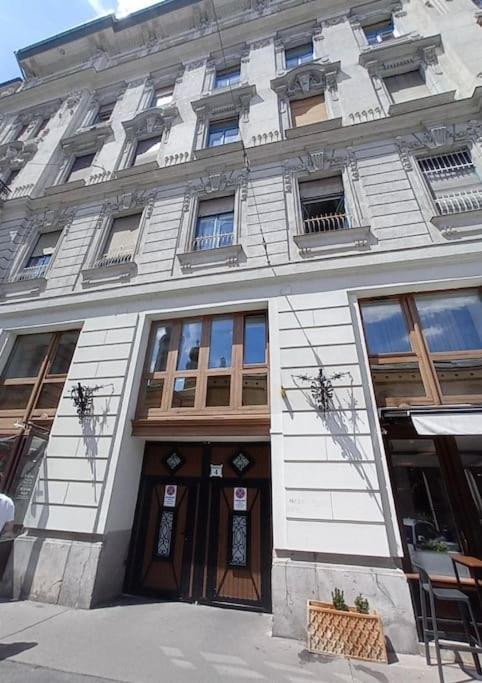 H & A Suite Synagogue Budapest Ngoại thất bức ảnh